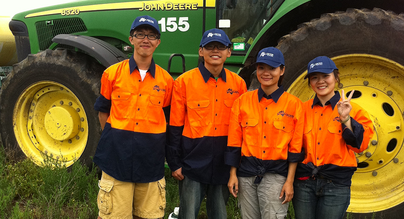 candidates-tractor